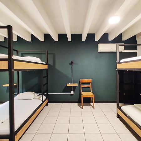 Zamia Hostel بوكارامانغا المظهر الخارجي الصورة