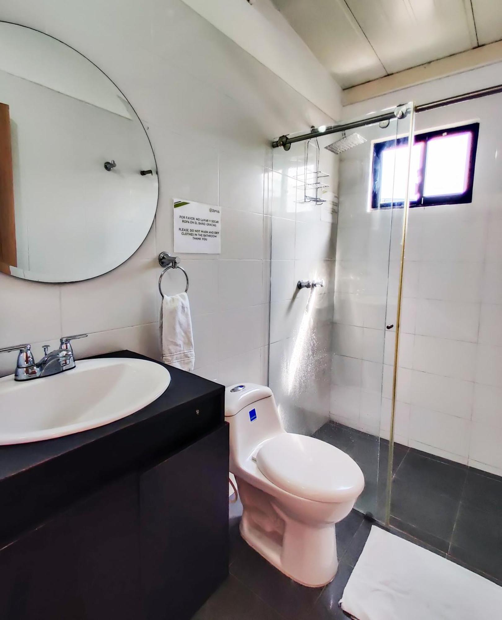 Zamia Hostel بوكارامانغا المظهر الخارجي الصورة