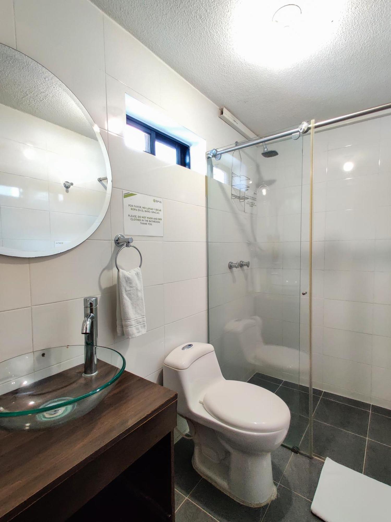 Zamia Hostel بوكارامانغا المظهر الخارجي الصورة