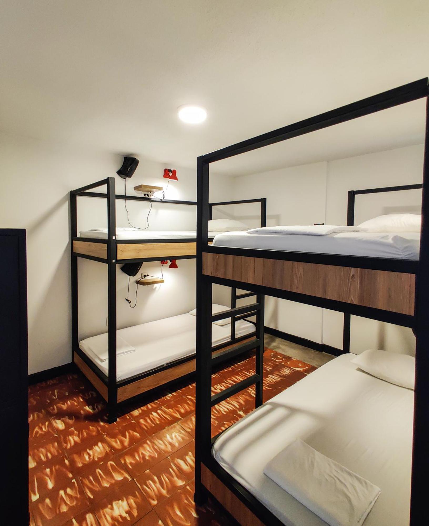 Zamia Hostel بوكارامانغا المظهر الخارجي الصورة