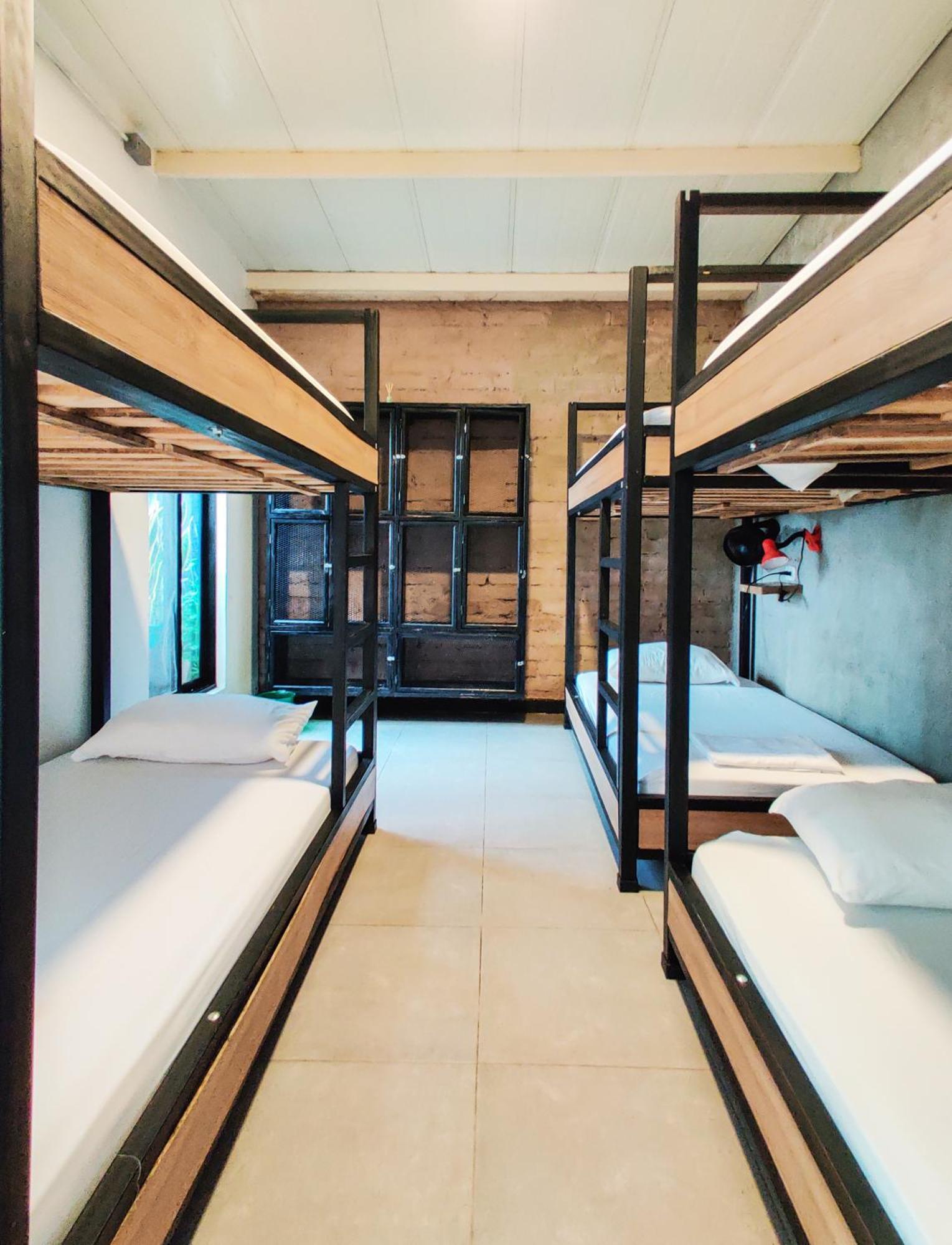 Zamia Hostel بوكارامانغا المظهر الخارجي الصورة